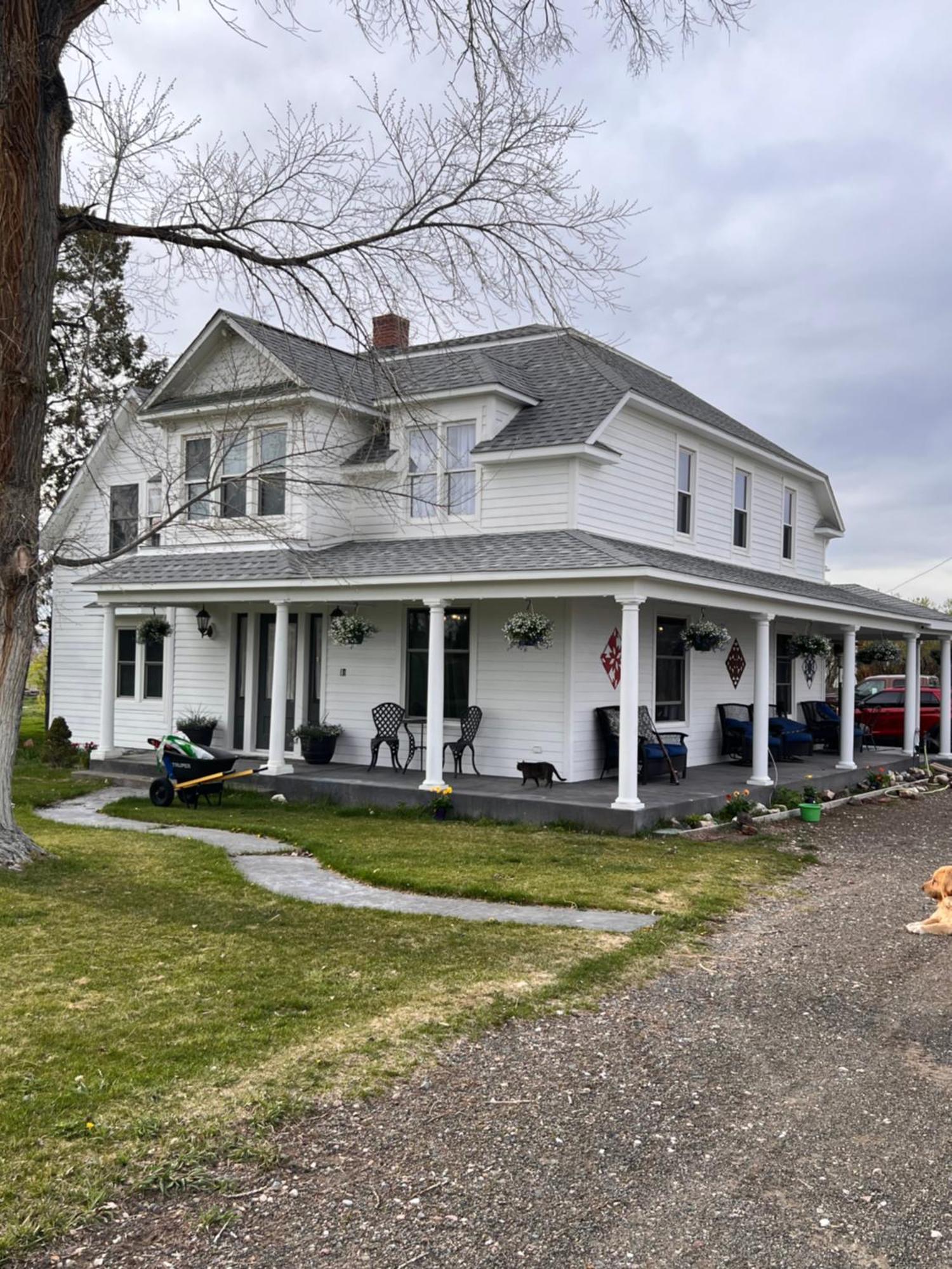 Hudson House Bed And Breakfast Wheatland Екстериор снимка