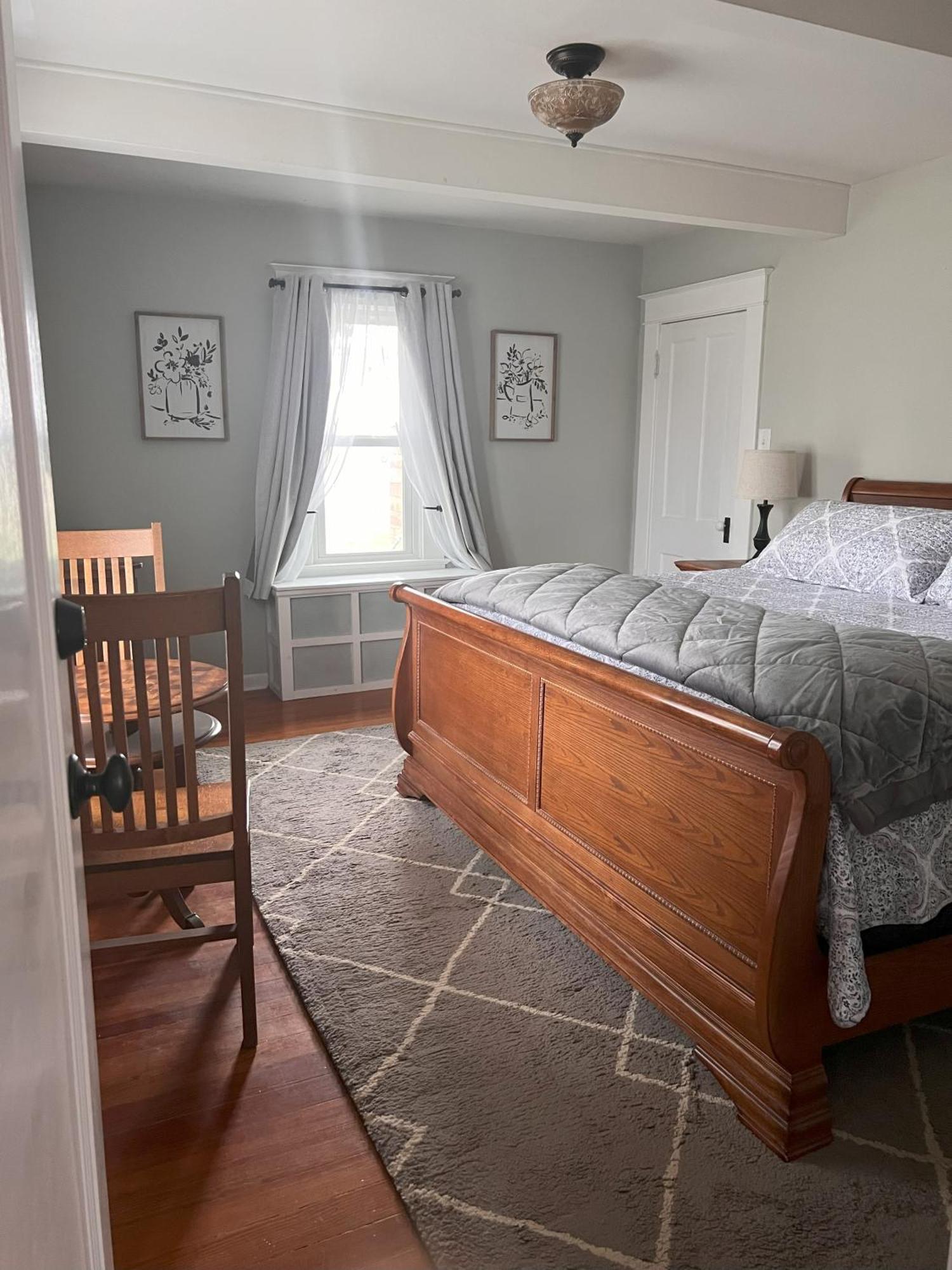 Hudson House Bed And Breakfast Wheatland Екстериор снимка